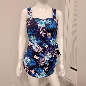 Swimwear For All Longitude Island Life Printed One Piece. size - 14.